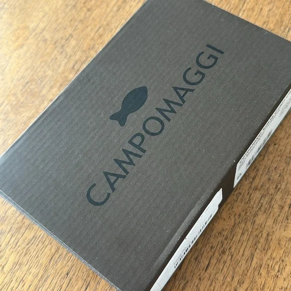 Campomaggi “Callan Stud Belt”.New in box from Sundance.